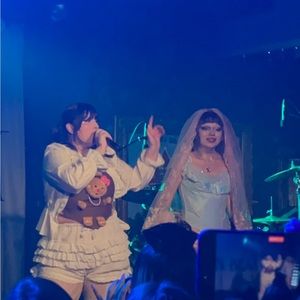 Meet your Posher, Robin